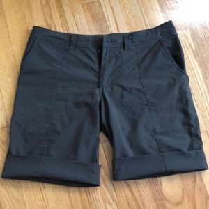 Patagonia Bermuda Shorts Size 8